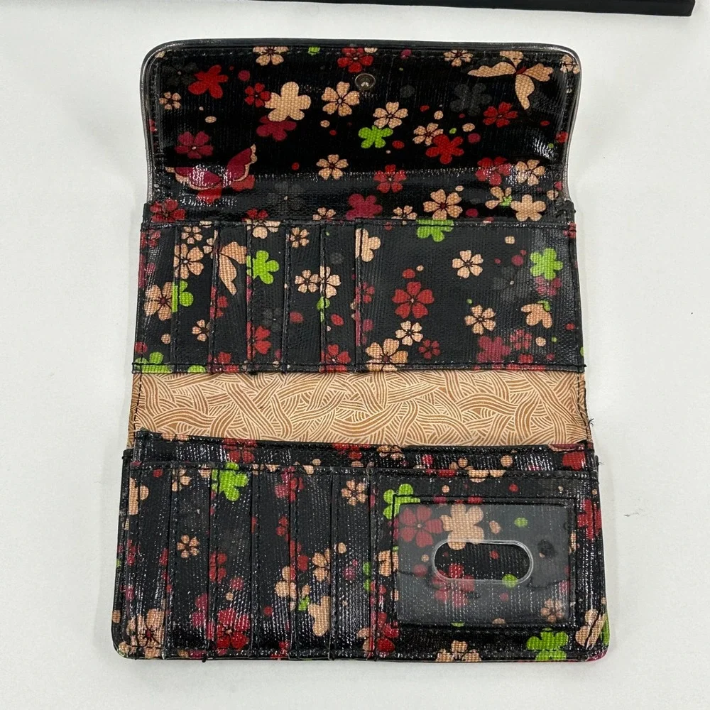 Sakroots Artist Circle Black Floral Sequin Trifold Wallet Snap Closure